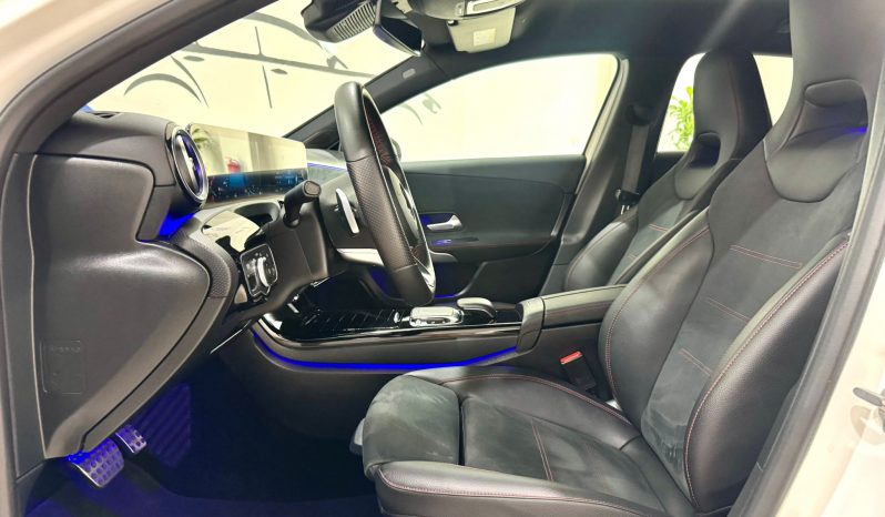 Mercedes Benz / A  180 lleno