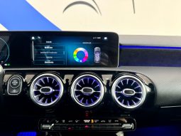 Mercedes Benz / A  180 lleno