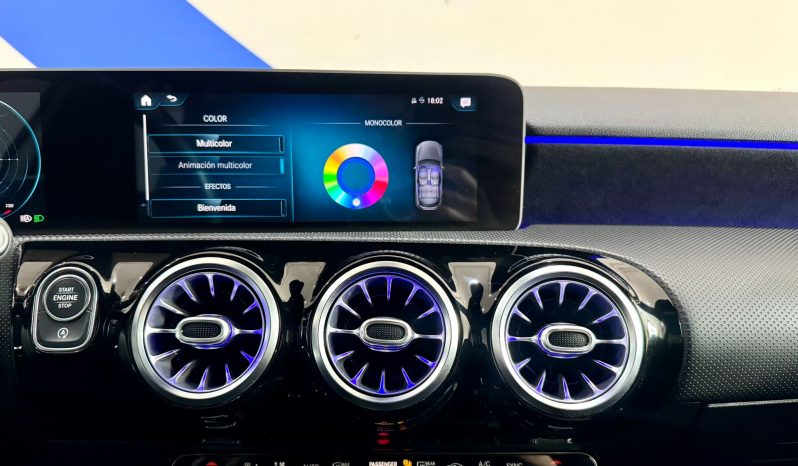 Mercedes Benz / A  180 lleno