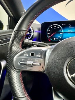 Mercedes Benz / A  180 lleno