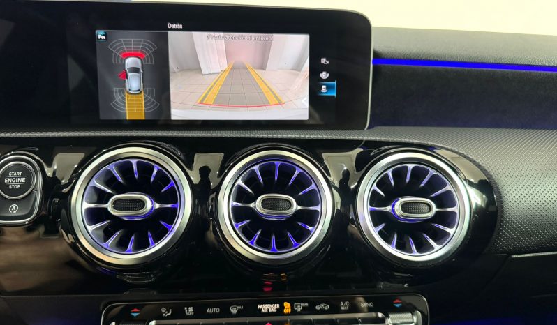 Mercedes Benz / A  180 lleno