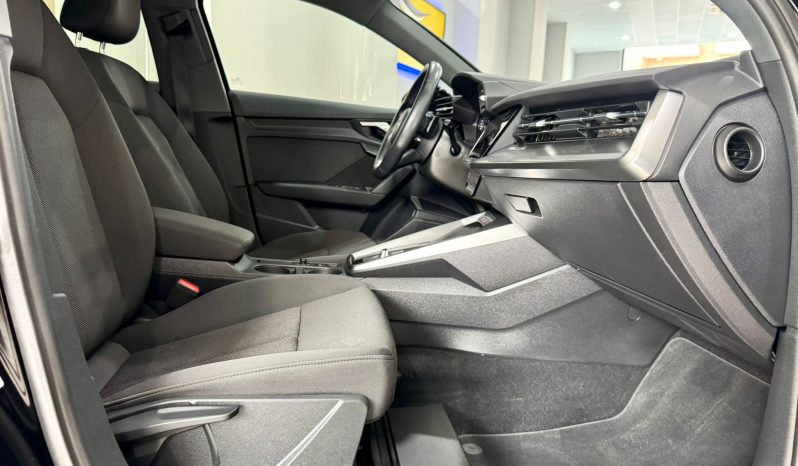 Audi / A3 Sportback 30 TFSI lleno