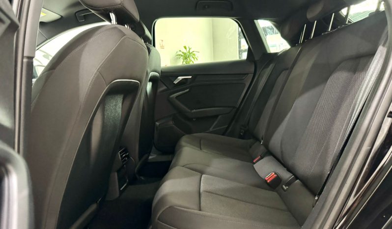 Audi / A3 Sportback 30 TFSI lleno