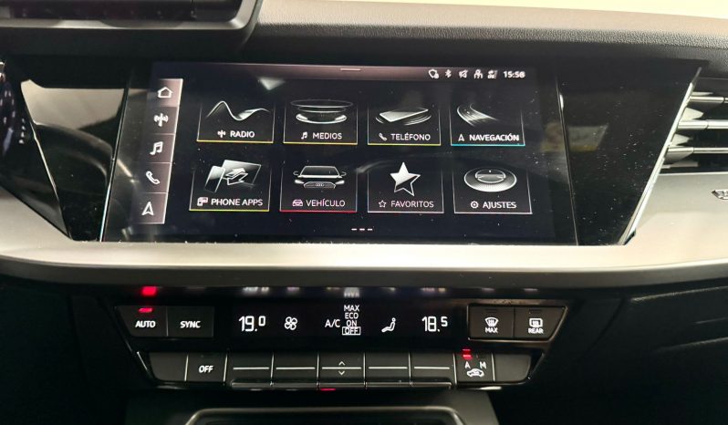 Audi / A3 Sportback 30 TFSI lleno