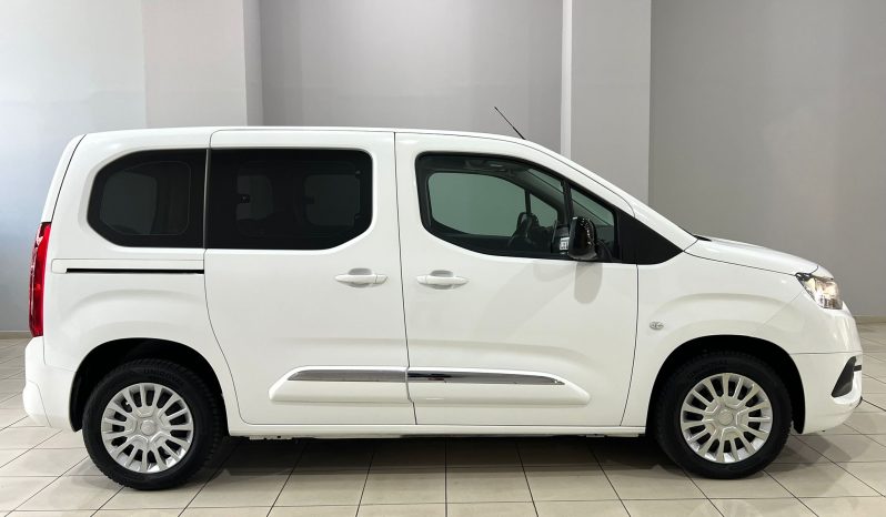 Toyota / Proace City 1.5D 100cv lleno