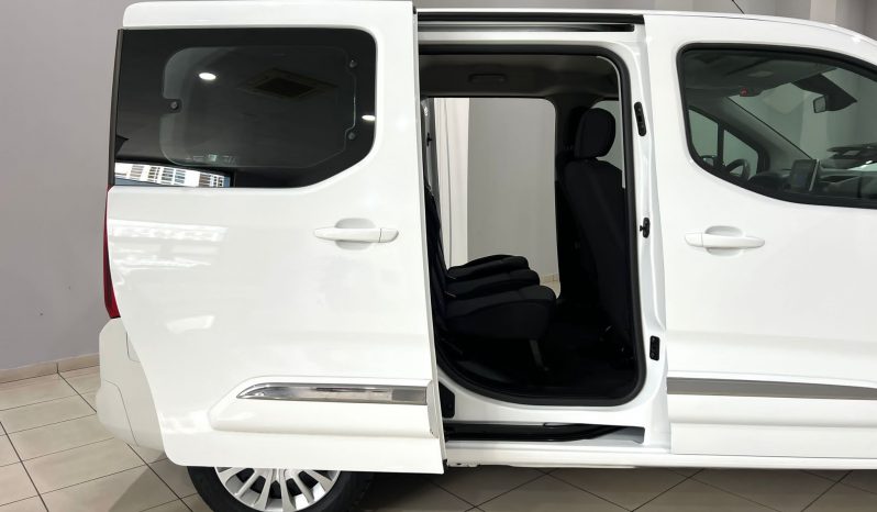 Toyota / Proace City 1.5D 100cv lleno