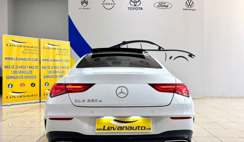 Mercedes Benz / CLA  250e lleno