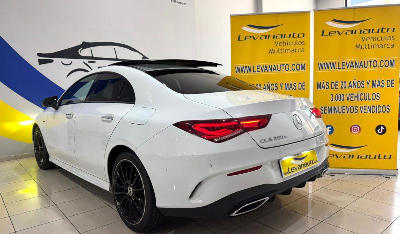 Mercedes Benz / CLA  250e lleno