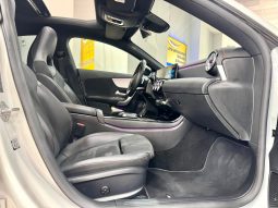 Mercedes Benz / CLA  250e lleno