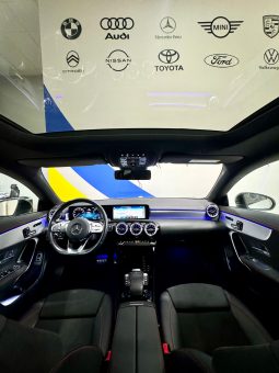 Mercedes Benz / CLA  250e lleno