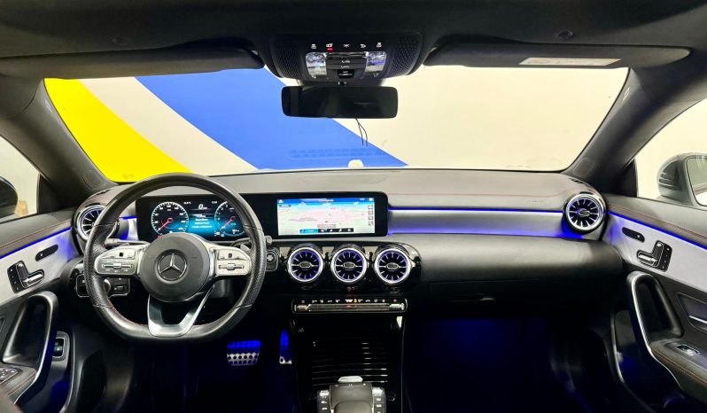 Mercedes Benz / CLA  250e lleno