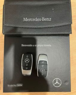 Mercedes Benz / CLA  250e lleno