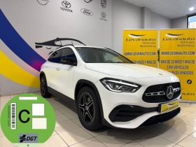 Mercedes Benz / GLA 200d