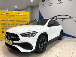 Mercedes Benz / GLA 200d lleno