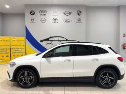 Mercedes Benz / GLA 200d lleno