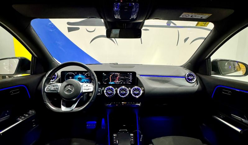 Mercedes Benz / GLA 200d lleno