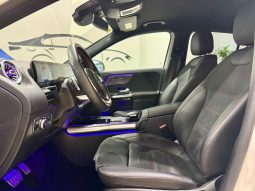 Mercedes Benz / GLA 200d lleno