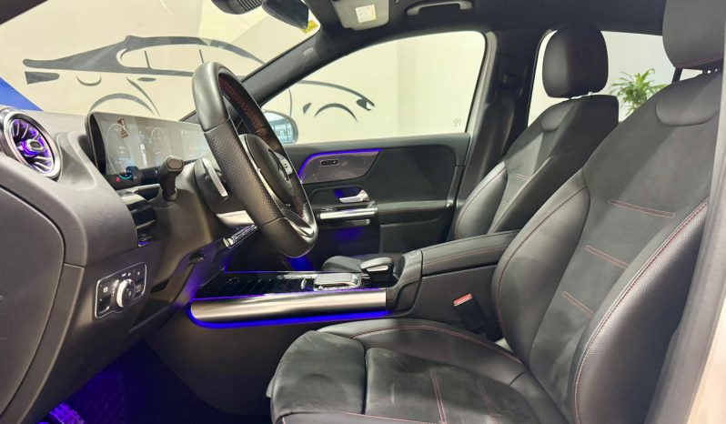 Mercedes Benz / GLA 200d lleno