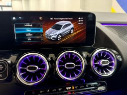 Mercedes Benz / GLA 200d lleno