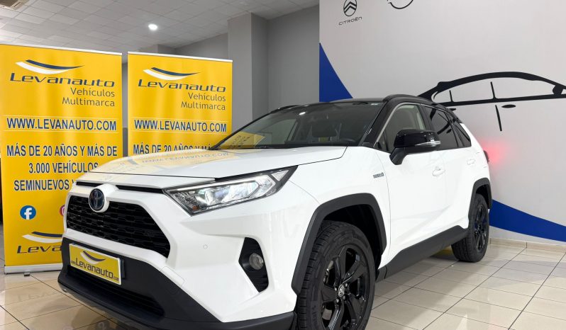 Toyota / RAV4 220H Advance 4WD lleno