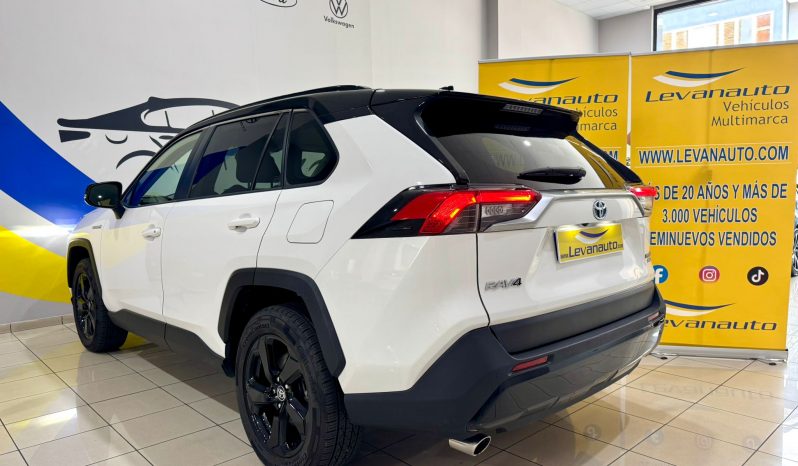 Toyota / RAV4 220H Advance 4WD lleno