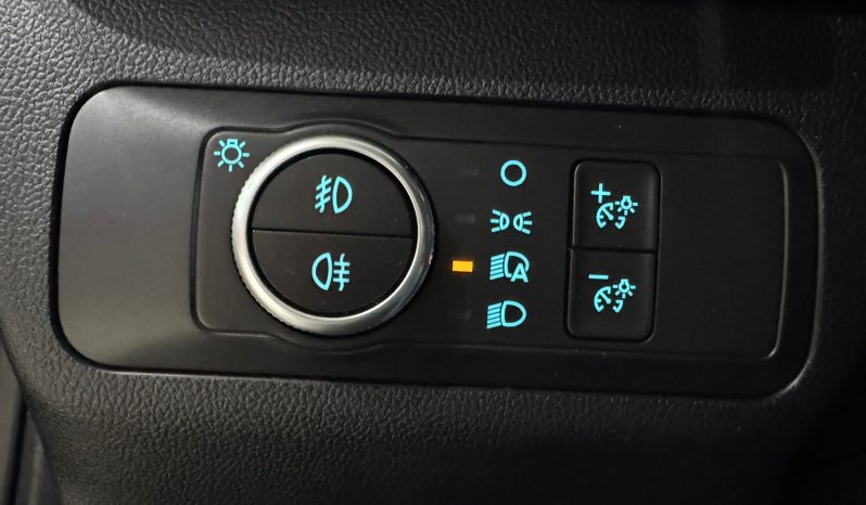 Ford / KUGA Titanium lleno