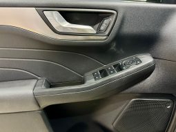 Ford / KUGA Titanium lleno