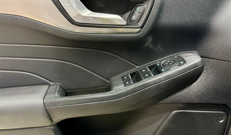 Ford / KUGA Titanium lleno