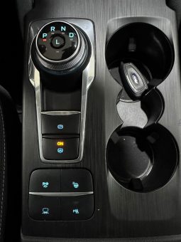 Ford / KUGA Titanium lleno