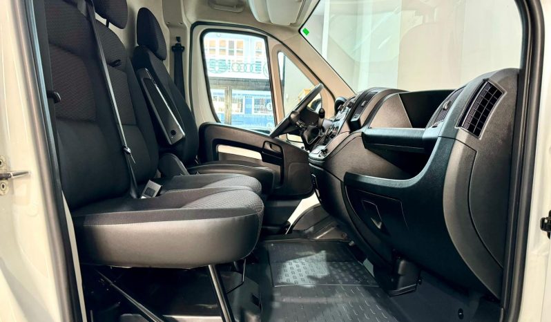 Peugeot / Boxer Furgón L2H2 lleno