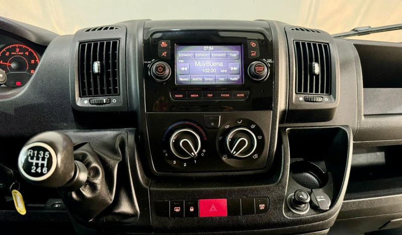 Peugeot / Boxer Furgón L2H2 lleno