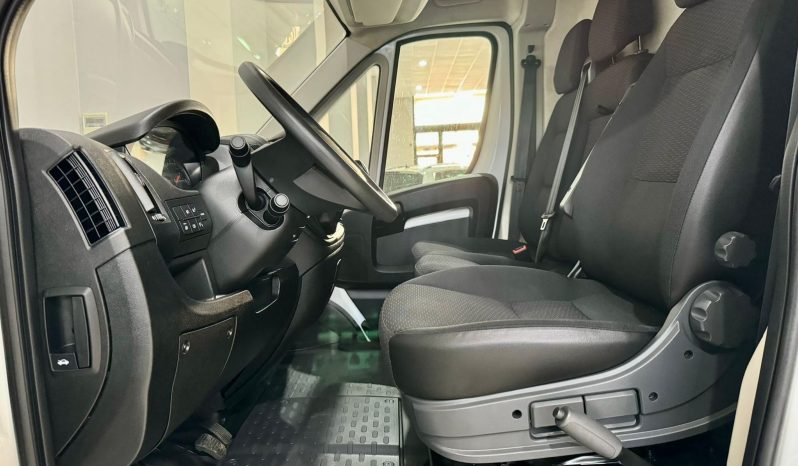 Peugeot / Boxer Furgón L2H2 lleno