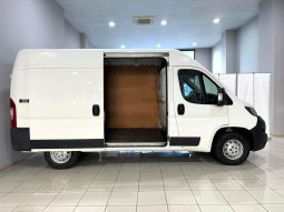Peugeot / Boxer Furgón L2H2 lleno
