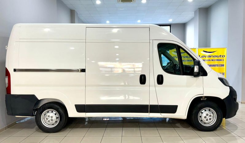 Peugeot / Boxer Furgón L2H2 lleno