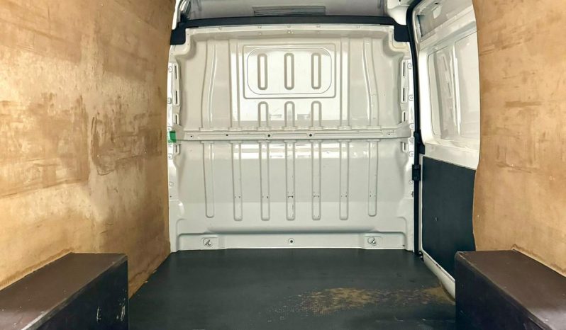 Peugeot / Boxer Furgón L2H2 lleno