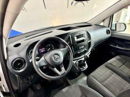 Mercedes Benz / Vito Furgon lleno
