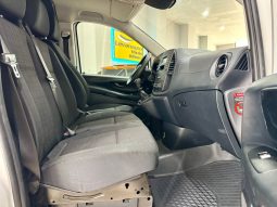 Mercedes Benz / Vito Furgon lleno