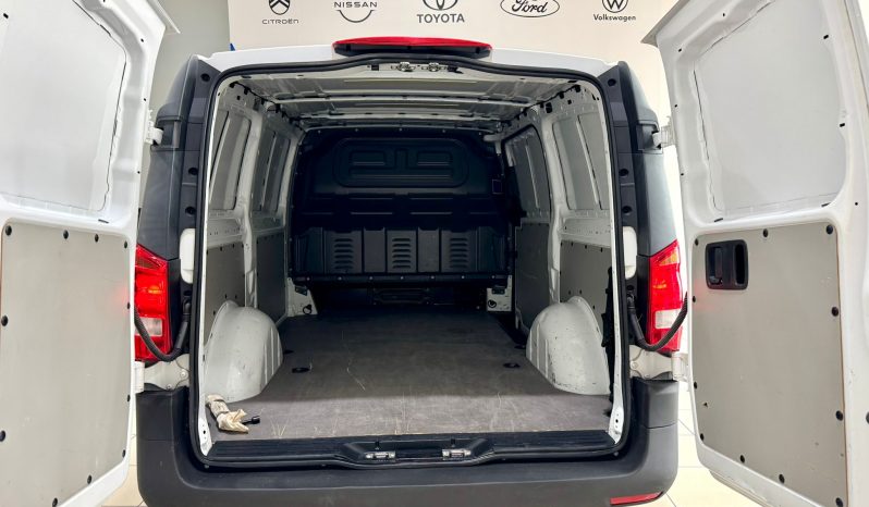 Mercedes Benz / Vito Furgon lleno