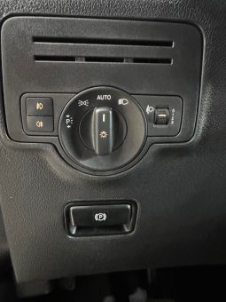 Mercedes Benz / Vito Furgon lleno