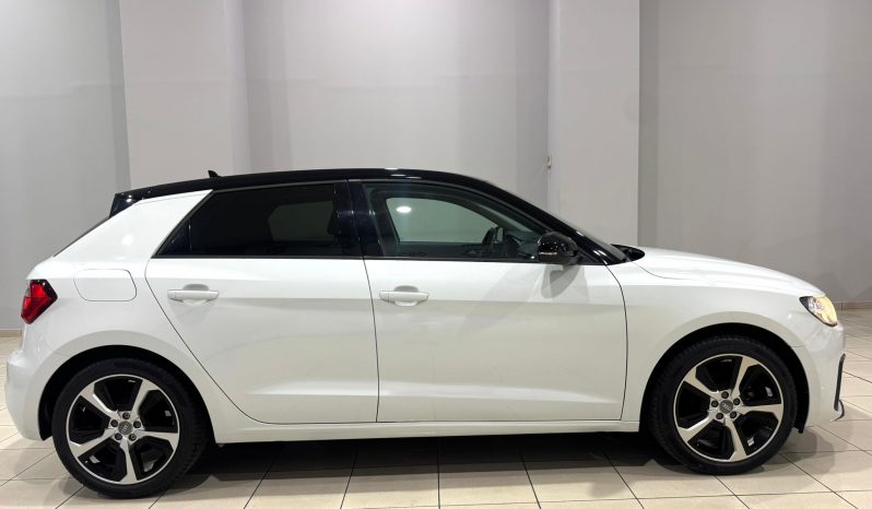 Audi / A1 Sportback 25 TFSI lleno
