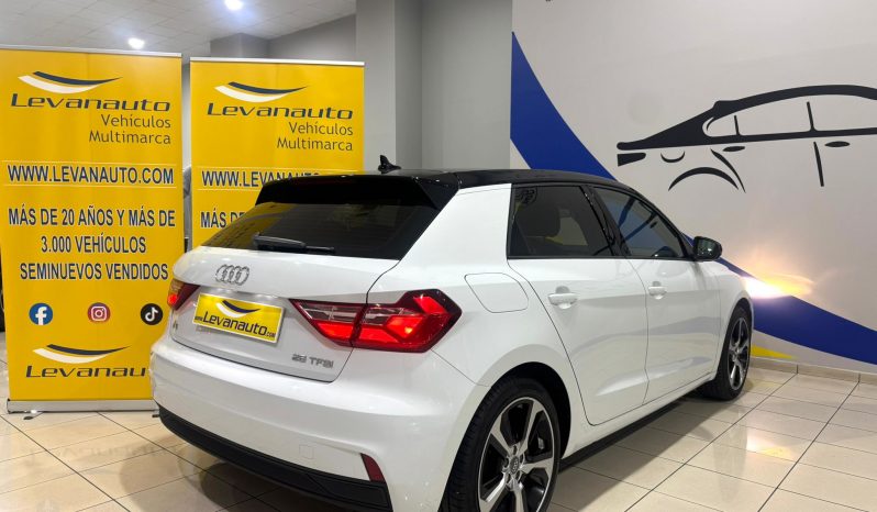 Audi / A1 Sportback 25 TFSI lleno