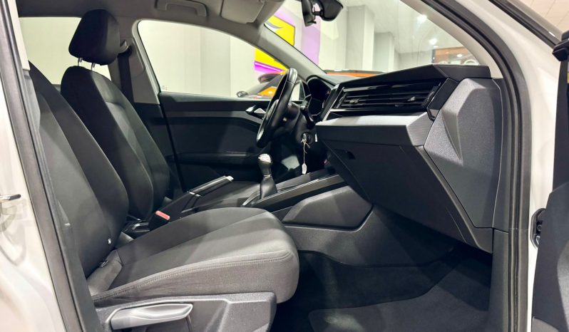 Audi / A1 Sportback 25 TFSI lleno