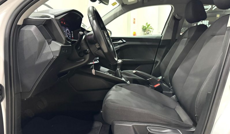 Audi / A1 Sportback 25 TFSI lleno