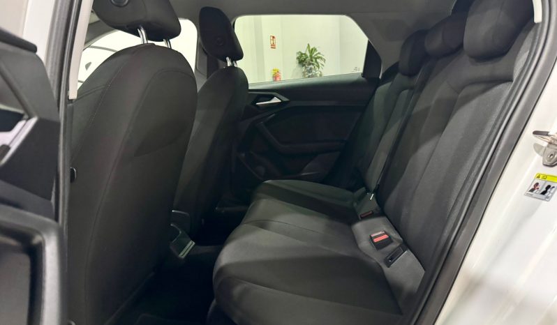 Audi / A1 Sportback 25 TFSI lleno