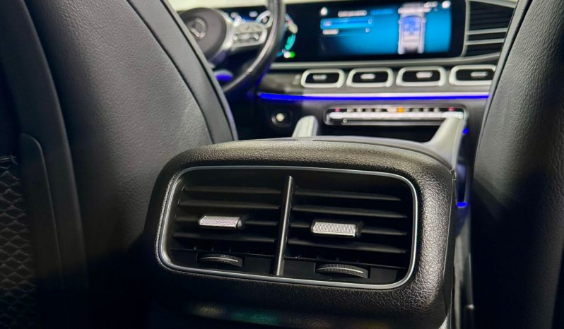 Mercedes Benz / GLE coupe 350de lleno