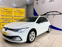 Volkswagen / Golf  eTSI DSG lleno