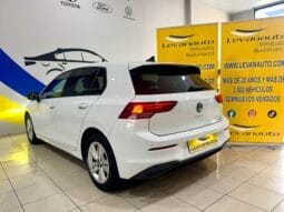 Volkswagen / Golf  eTSI DSG lleno