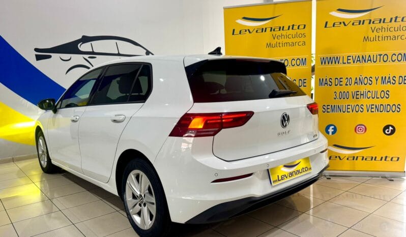 Volkswagen / Golf  eTSI DSG lleno