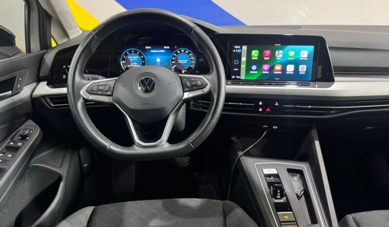 Volkswagen / Golf  eTSI DSG lleno