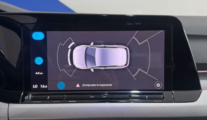 Volkswagen / Golf  eTSI DSG lleno